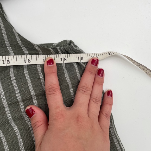 Pure Venice linen romper - Picture 6 of 15